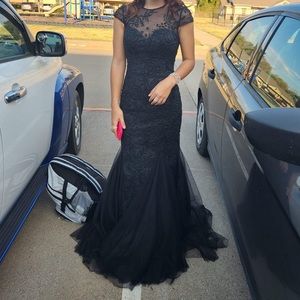 size 4 sherri hill dress